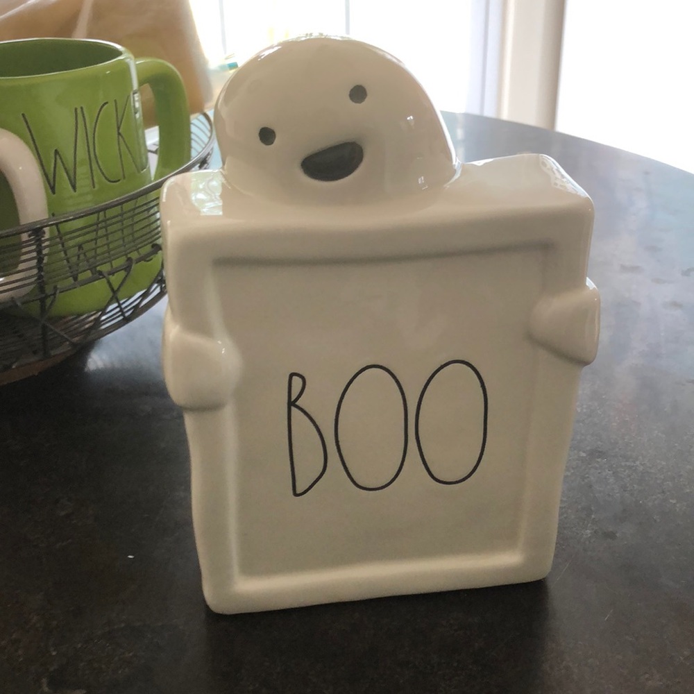 Sale!!!! Rae Dunn BOO Halloween decoration